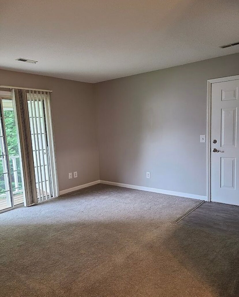 Building Photo - 5661 Hornaday Rd