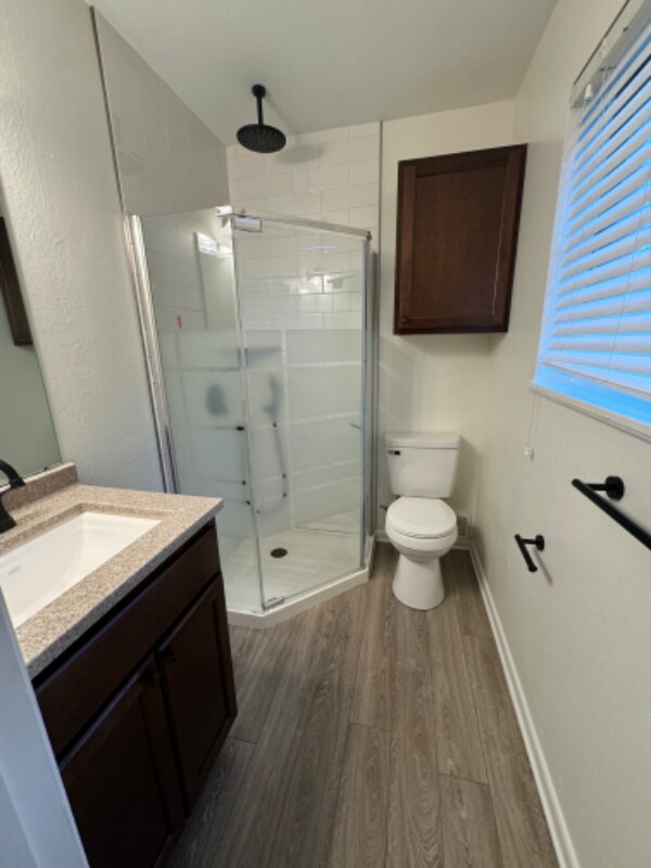 Building Photo - 1302 Blueridge Pkwy