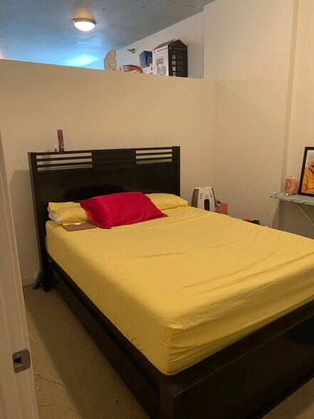 Bedroom - 235 W Van Buren St