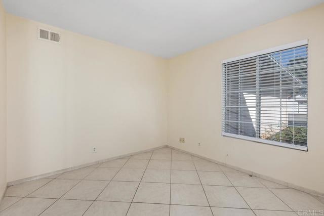 Building Photo - 5444 Loganberry Way
