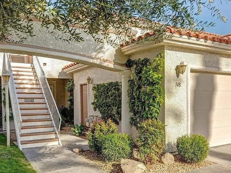 Building Photo - 748 Vista Lago Dr N