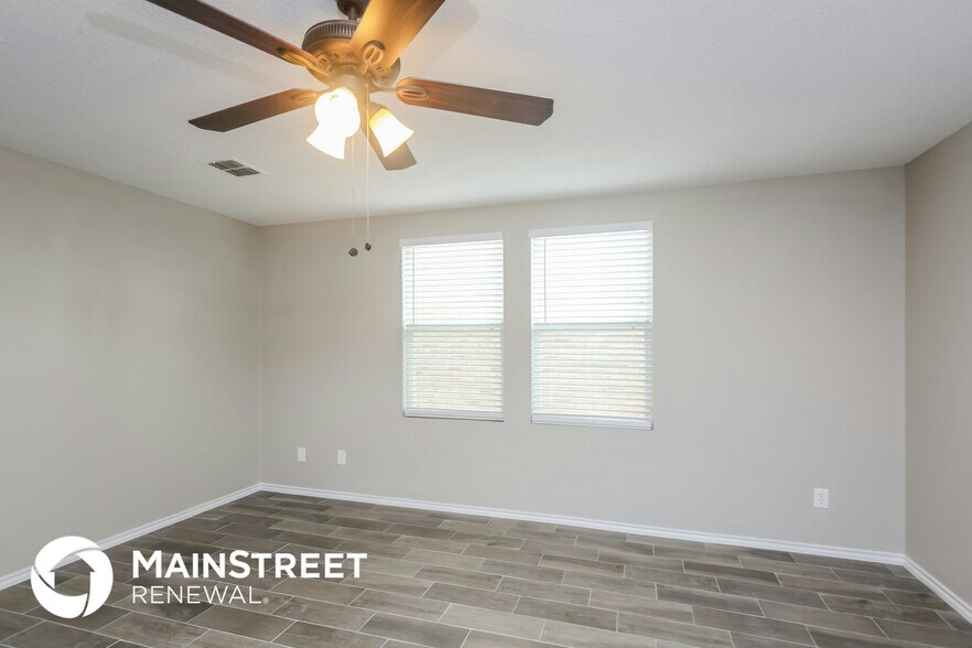 Building Photo - 941 Stone Chapel Way