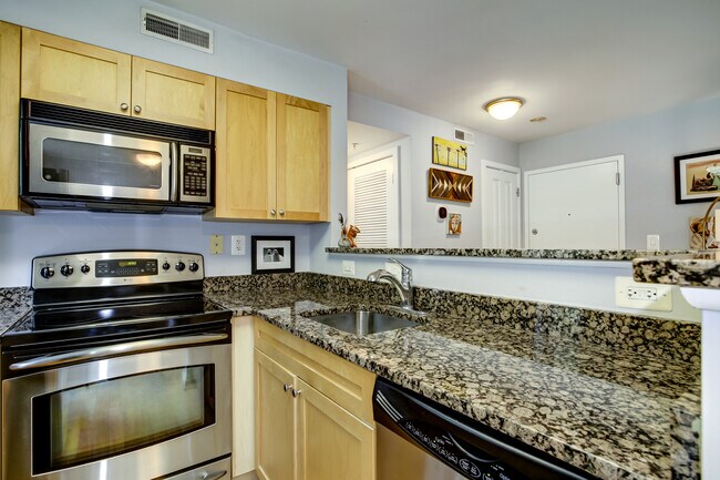 Building Photo - 1501 27th St SE