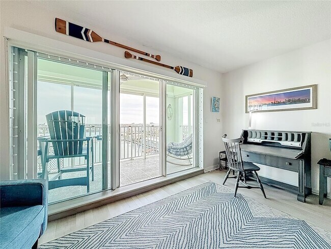 Building Photo - 400 64th Ave