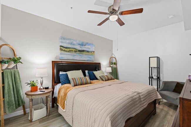 Building Photo - 5651 Double Eagle Cir