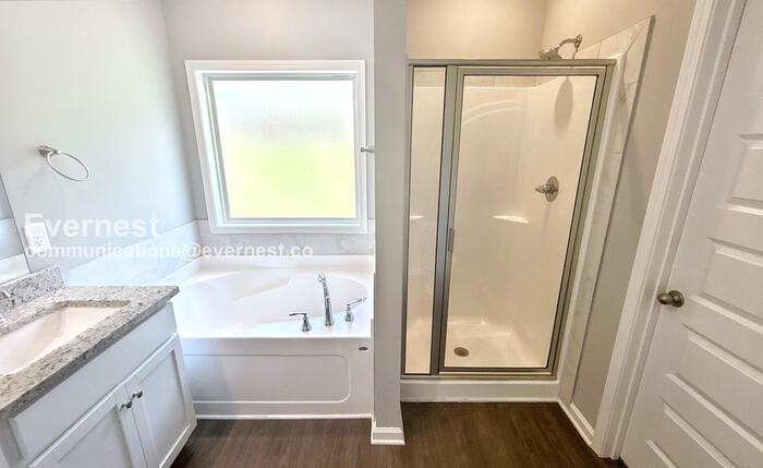 Building Photo - 1207 Trestle Dr