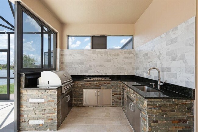 Building Photo - 5029 Hartwell Ct