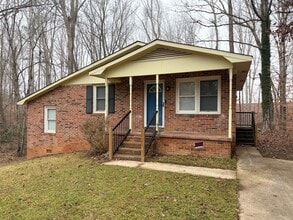 Building Photo - 307 McKellar Dr