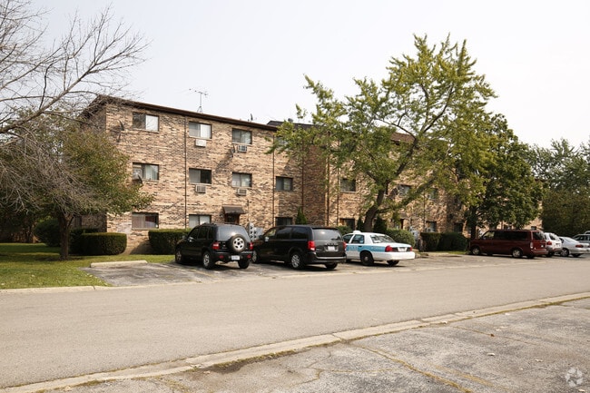 Building Photo - 1517 N Silver Ln