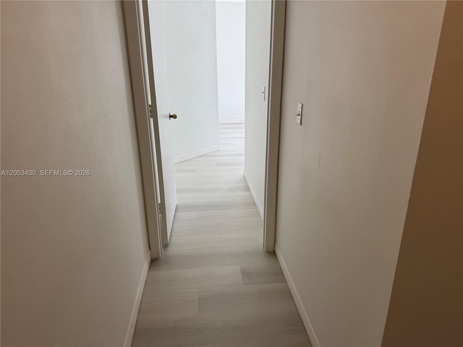 Building Photo - 2066 Madeira Dr