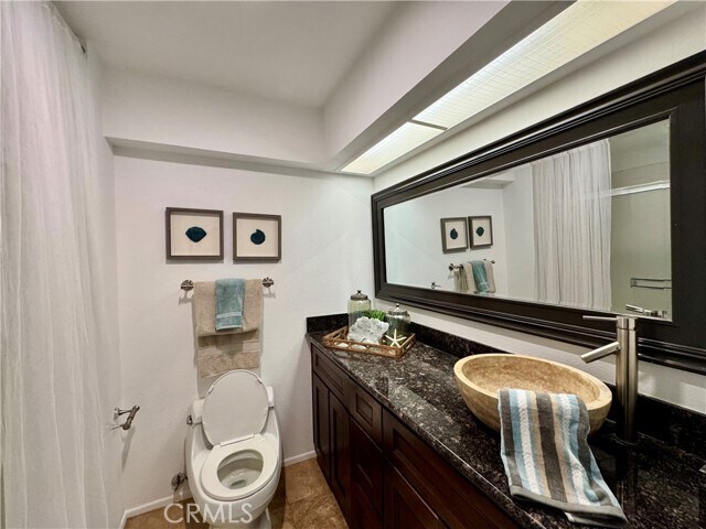 Building Photo - 182 Westport