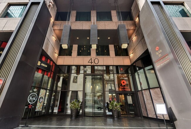 Building Photo - 40 Broad St