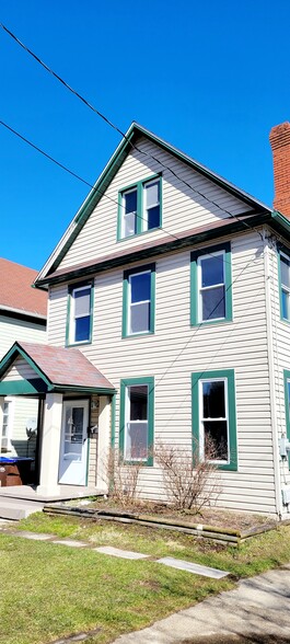 Building Photo - 1034 Buffalo St