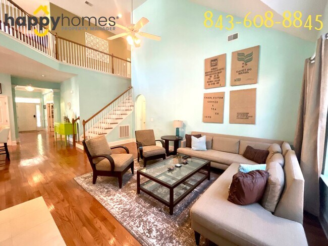 Building Photo - Gorgeous home in an ideal location on Daniel Island