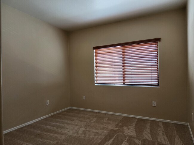 Building Photo - 4179 N Fortune Loop