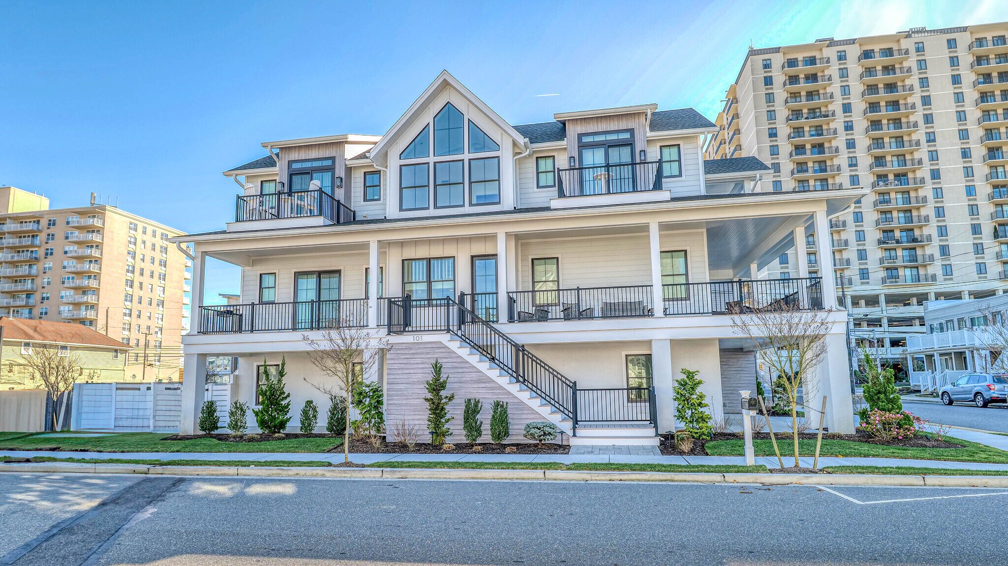 Building Photo - 101 S Madison Ave