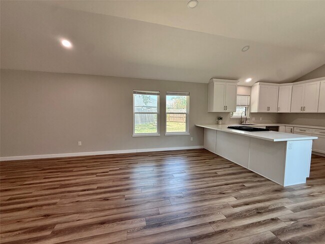 Building Photo - 1703 Windy Knoll Dr