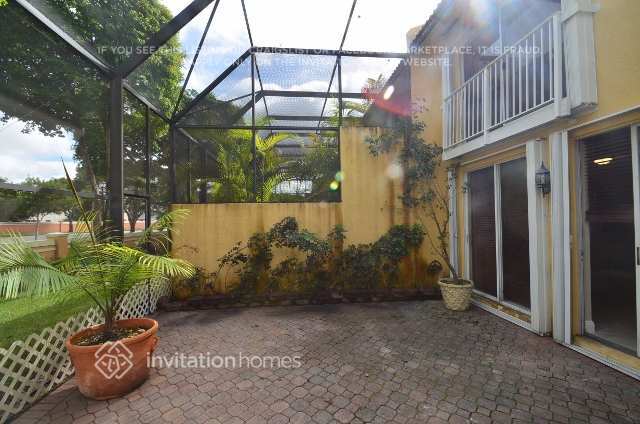 Building Photo - 5141 NW 102nd Ct