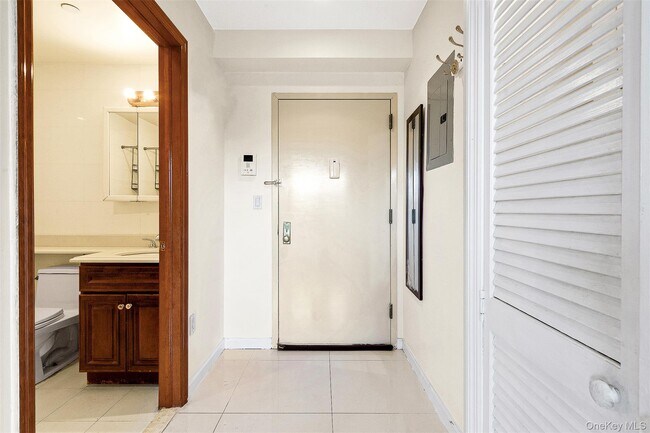 Building Photo - 64-63 Austin St