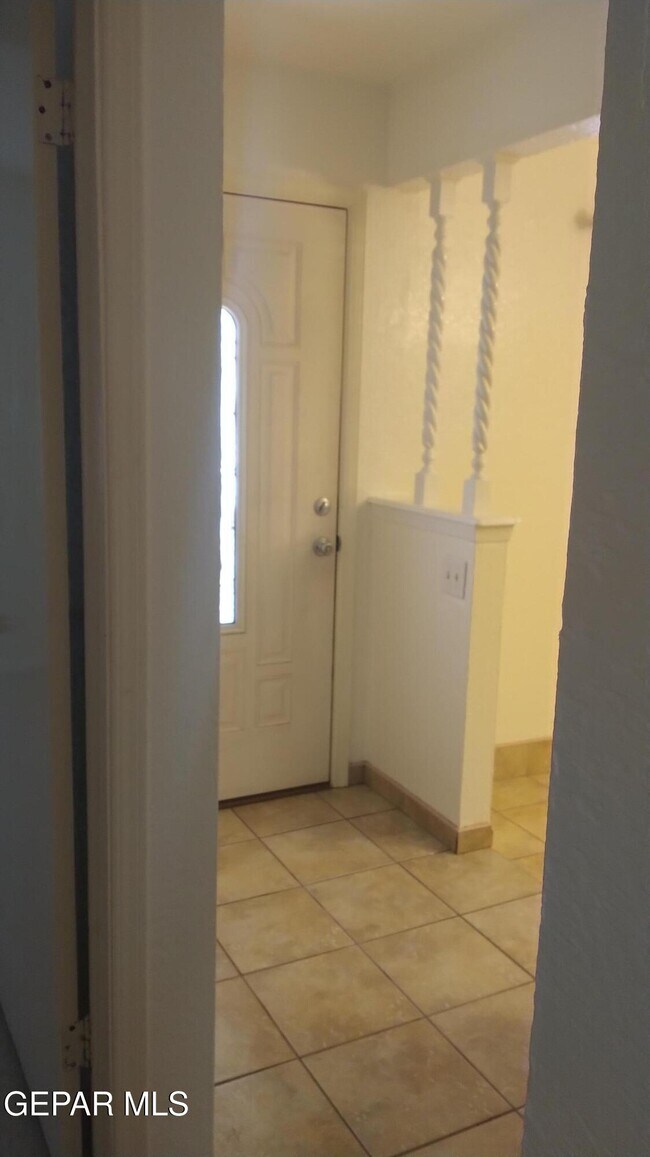 Building Photo - 5728 Dalhart Dr