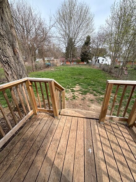 Building Photo - 908 Vincent Ct