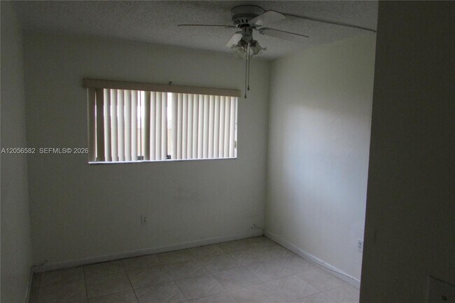 Building Photo - 7411 SW 152nd Ave