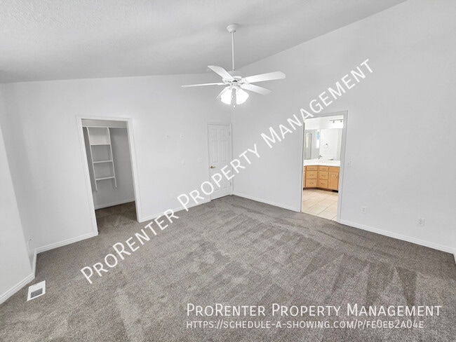 Building Photo - 2274 N 10 W