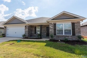 Building Photo - 118 Ocean Springs Ave