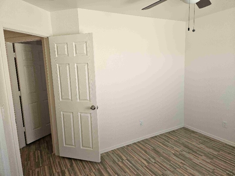Building Photo - 3440 Sunriver Rd
