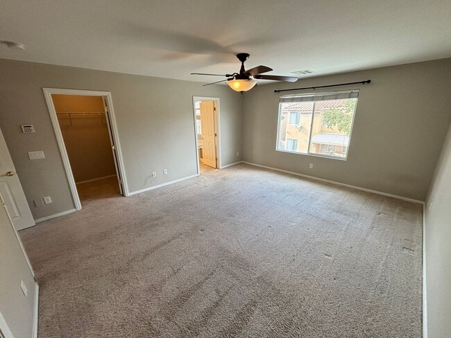 Building Photo - Beautiful two-story home with 4Bed /2.5Bath w Loft located in Henderson Nevada! Make the Move for...