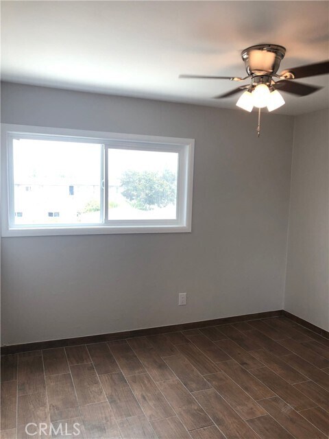 Building Photo - 1108 W 110th St