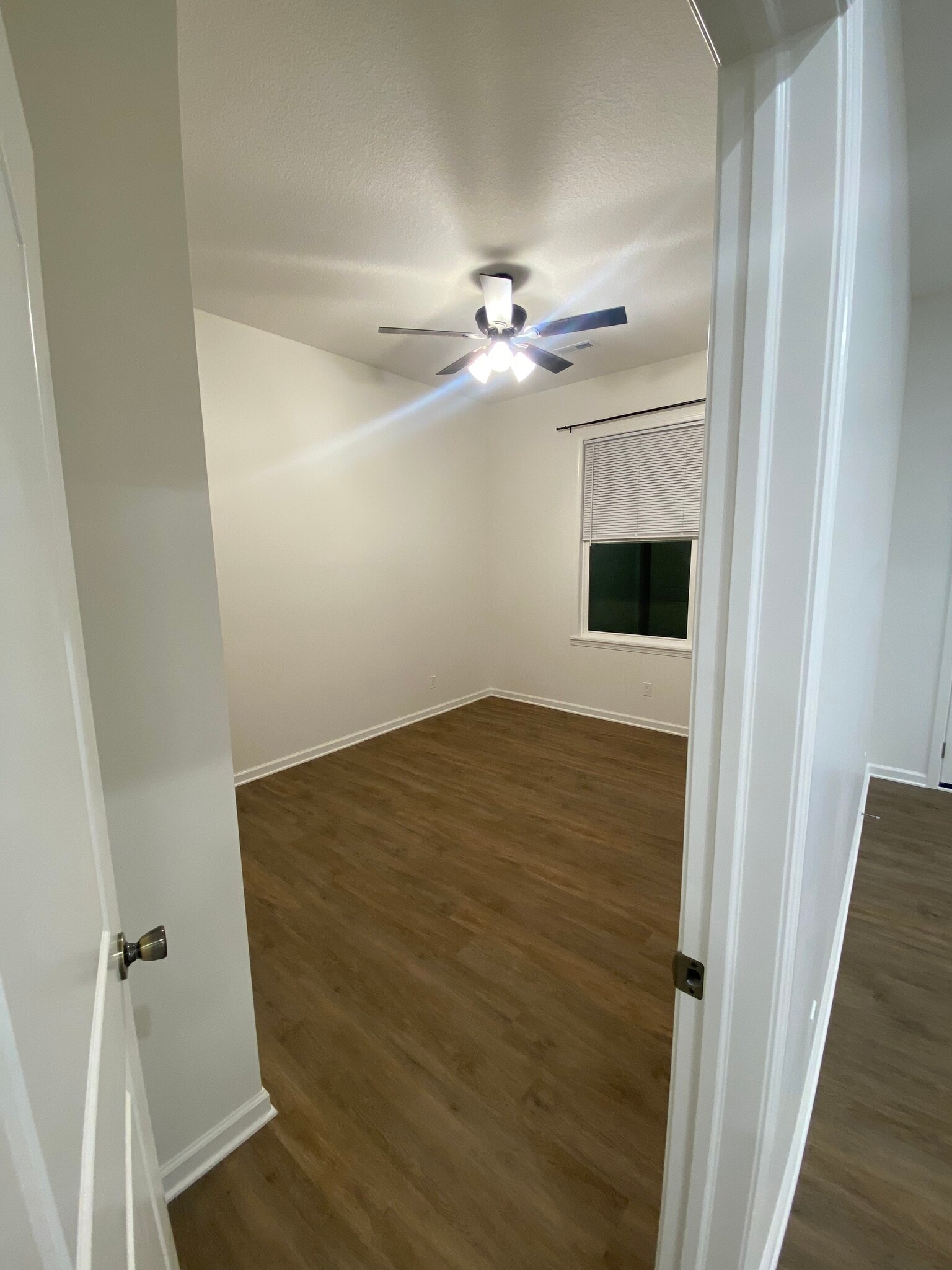 Building Photo - 203 E Ellsworth St