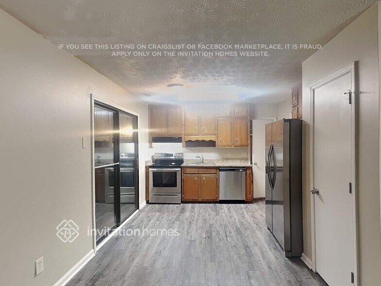 Building Photo - 936 Bass Ct N W