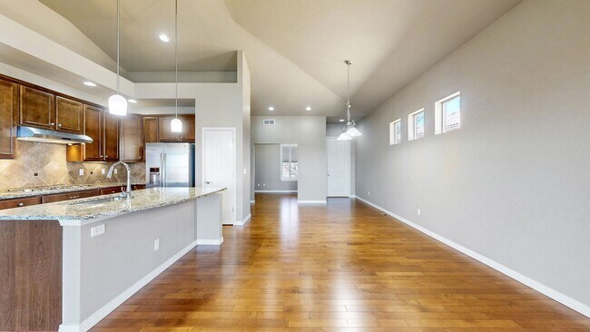 Building Photo - Great Home in Loveland