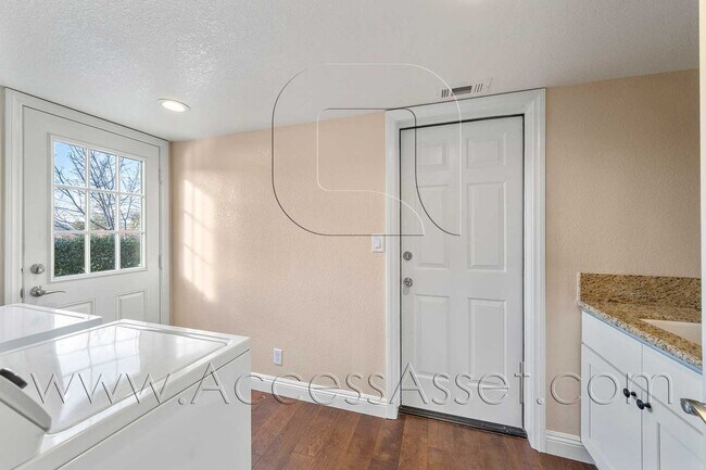 Building Photo - 29620 Monte Verde Rd