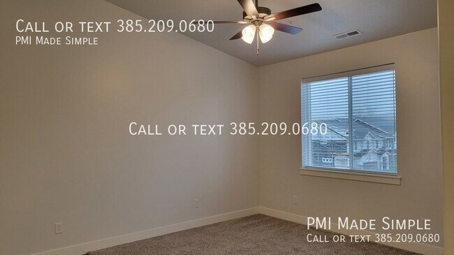 Building Photo - Gorgeous Top Floor Condo! Great Views!