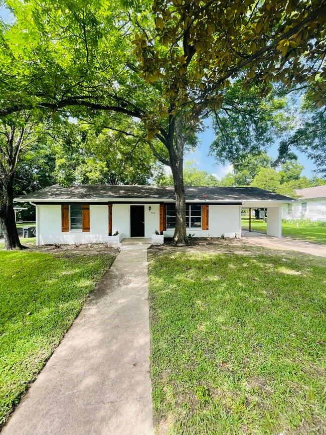 Building Photo - 544 N 37th St