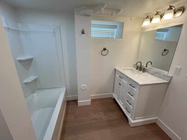 Basement Bath - 555 N 300 E