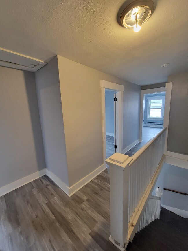 Building Photo - 731 Grant St