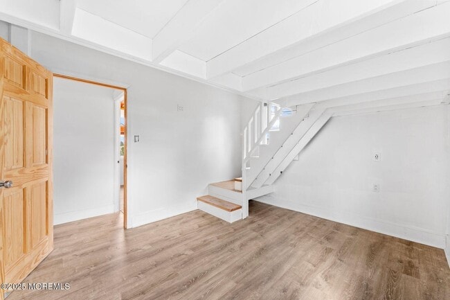 Building Photo - 807 Chestnut St