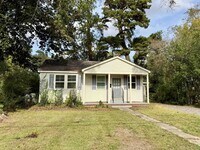 Building Photo - 4717 Orchid St