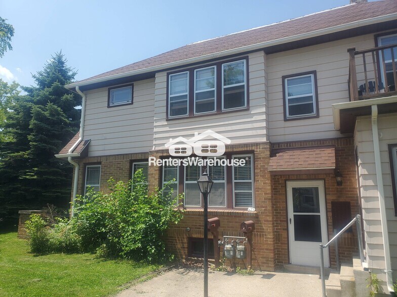 Building Photo - 502 W Oakland Ave
