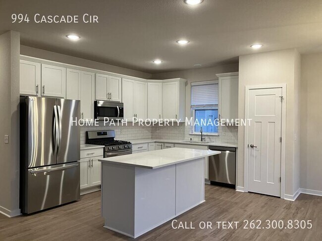 Building Photo - 994 Cascade Cir