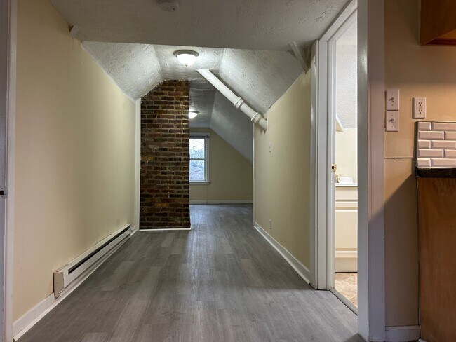 Building Photo - 2681 E 126th St