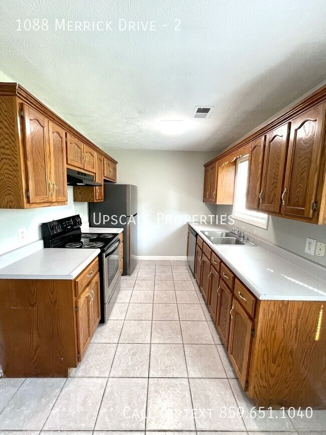 Building Photo - 1088 Merrick Dr