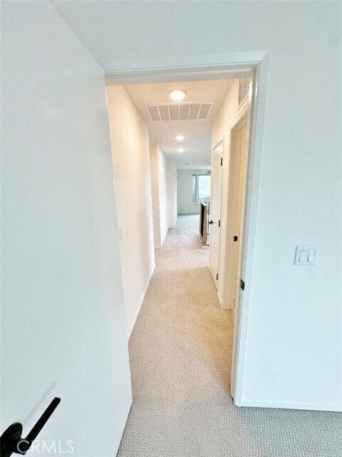 Building Photo - 229 Paddock Ln