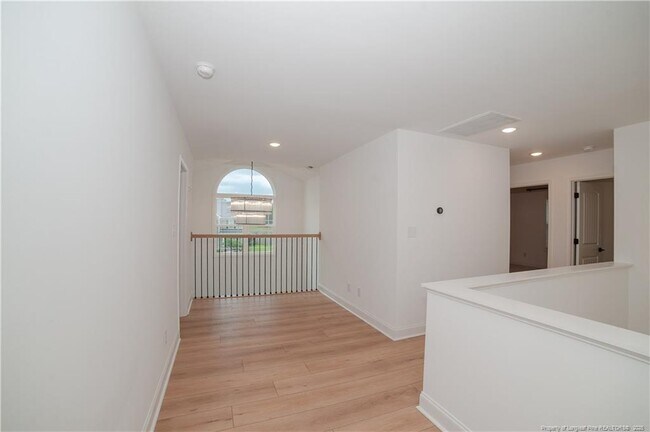 Building Photo - 212 Stafford Ave
