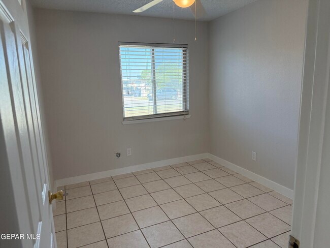 Building Photo - 10429 Persephone Dr
