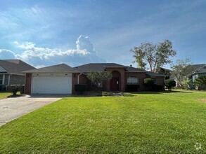 Building Photo - Elegant Moors Home