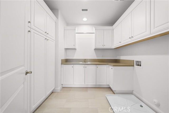 Building Photo - 101 Pinnacle Trl